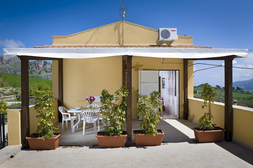 Casa Vacanza Saraceno Castellammare del Golfo Habitación foto