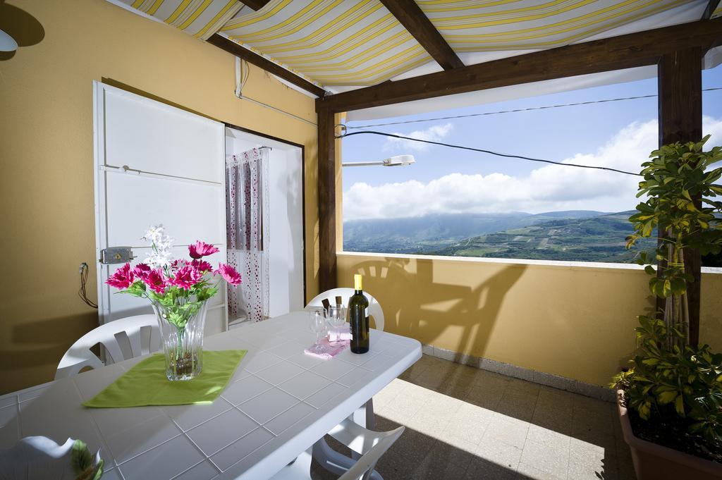 Casa Vacanza Saraceno Castellammare del Golfo Habitación foto